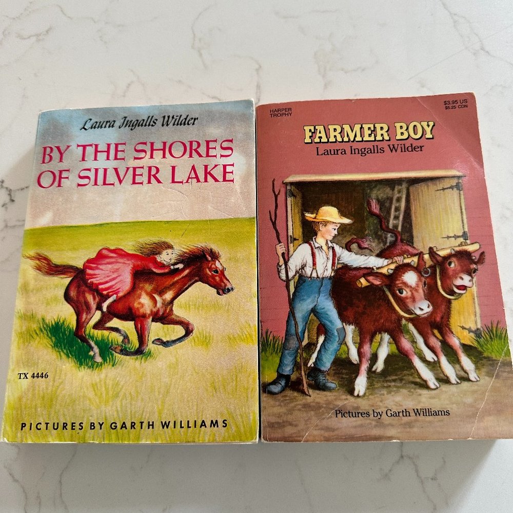 2 for $10 🎁 2 Laura Ingalls Wilder Books